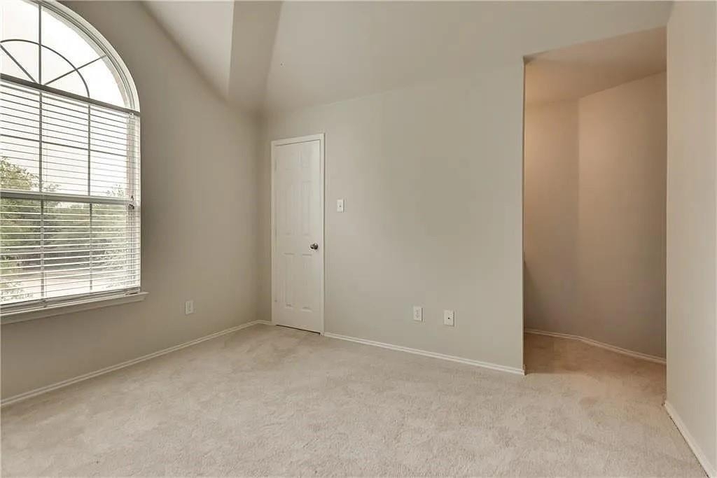 9304 Regal Oaks Drive - Photo 21