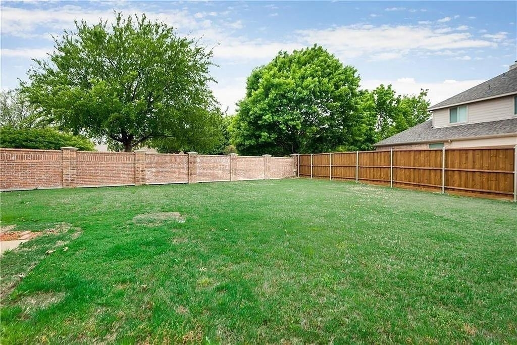 9304 Regal Oaks Drive - Photo 23