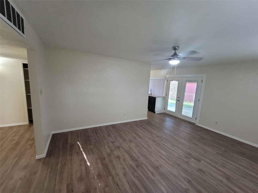 2626 Dove Meadow Drive - Photo 4