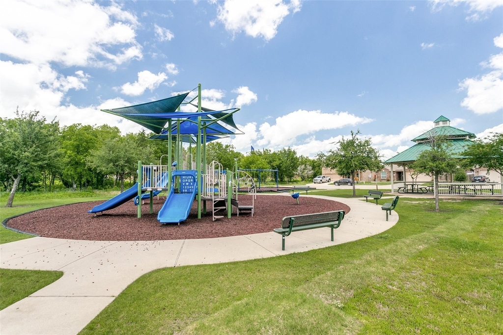 215 Silverleaf Drive - Photo 27