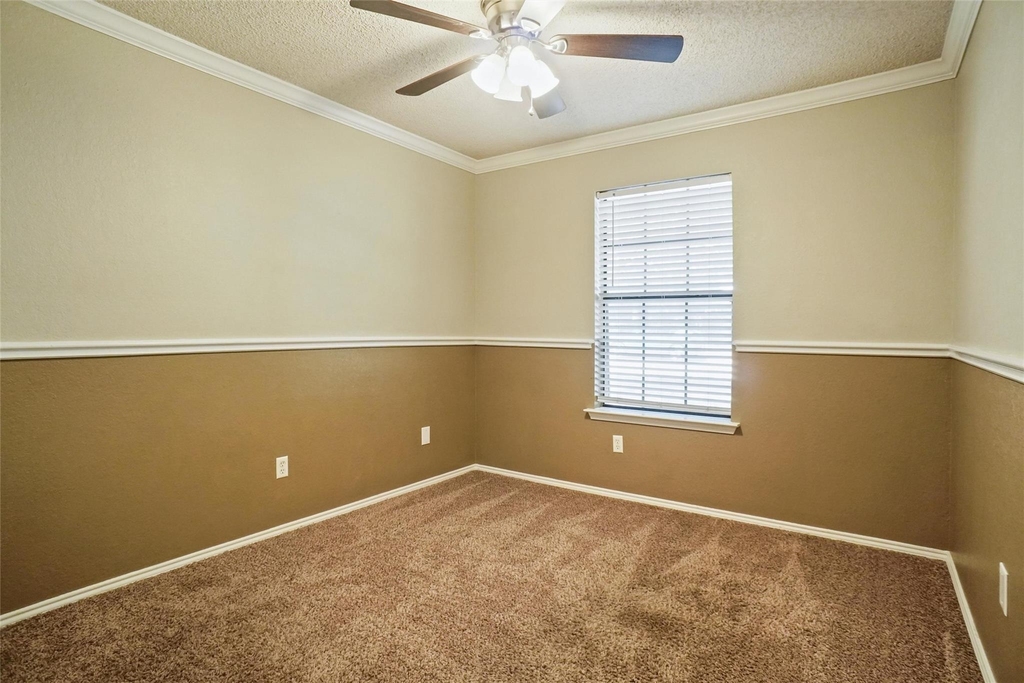 1109 W Hills Terrace - Photo 13