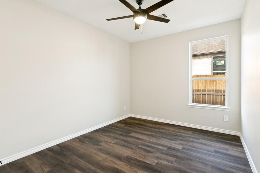 1426 Brushy Creek Drive - Photo 18