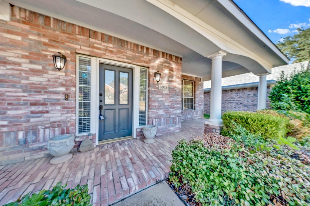 17935 Mary Margaret Street - Photo 34
