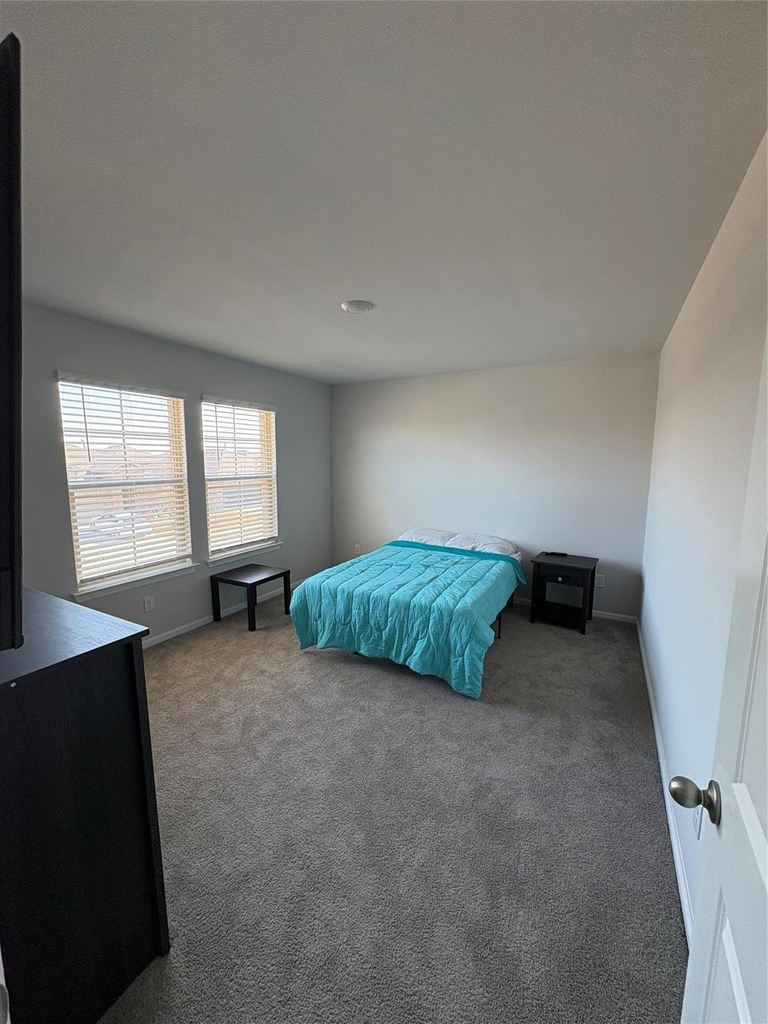 16721 Porterfield Lane - Photo 32