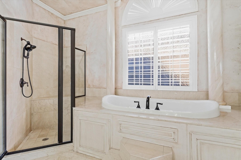8200 Edgemont Court - Photo 20