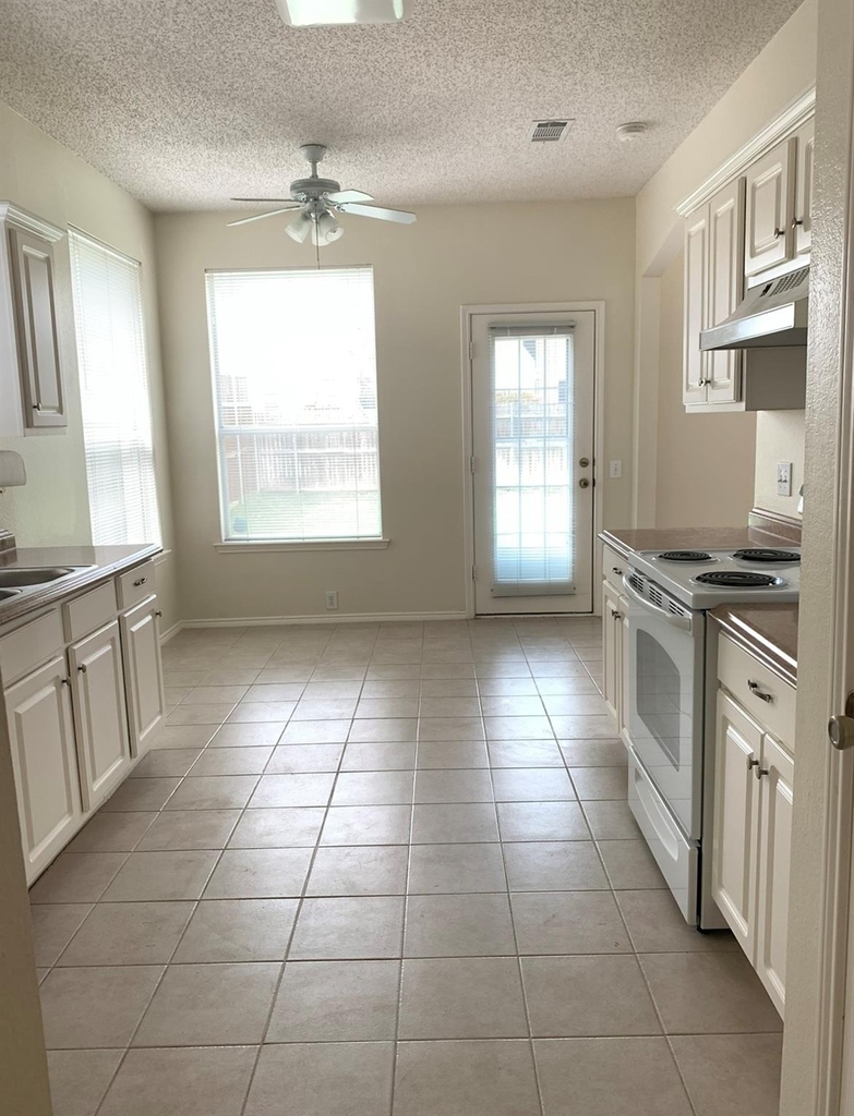 205 Branch Bend - Photo 11