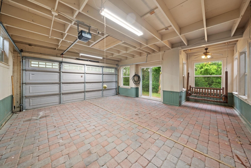 306 Westpark Drive N - Photo 29