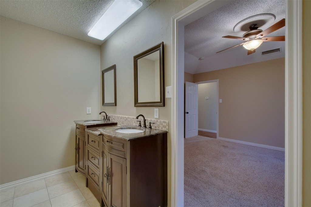 5605 Trails Edge Drive - Photo 16