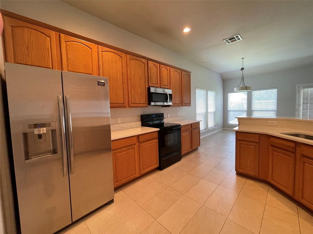 1208 Lazy Lane - Photo 13