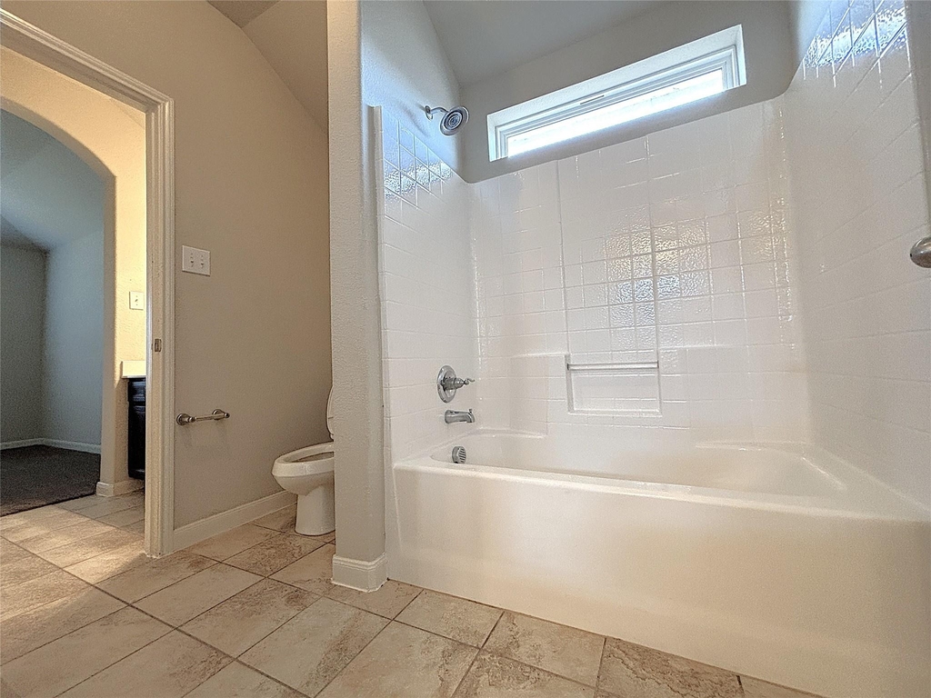 5030 Royal Springs Drive - Photo 32