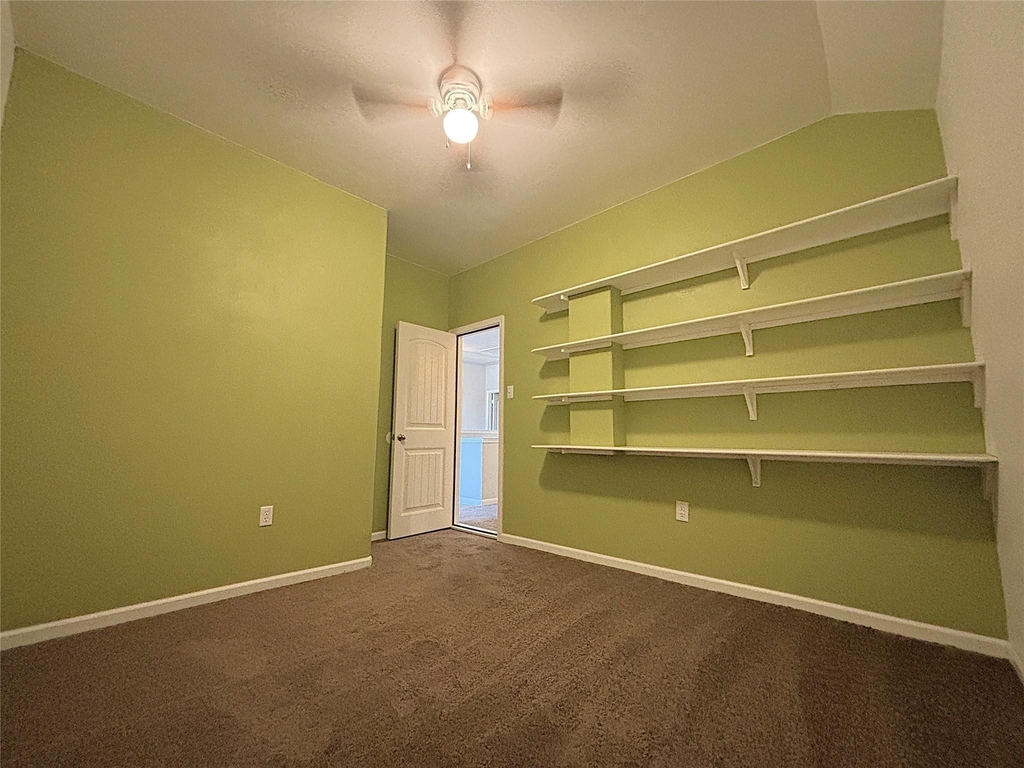 5030 Royal Springs Drive - Photo 22
