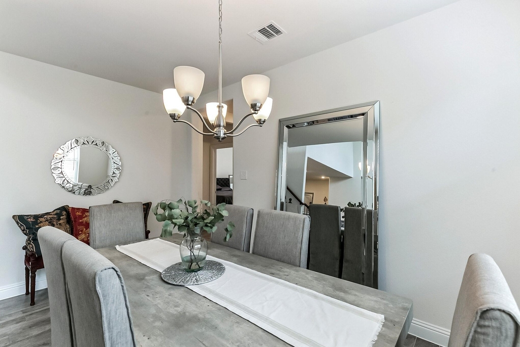 6028 Paddock Lane - Photo 9