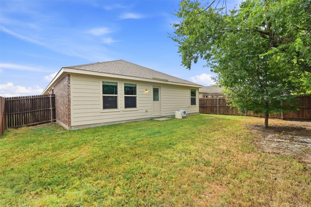 412 Westpark Drive - Photo 17