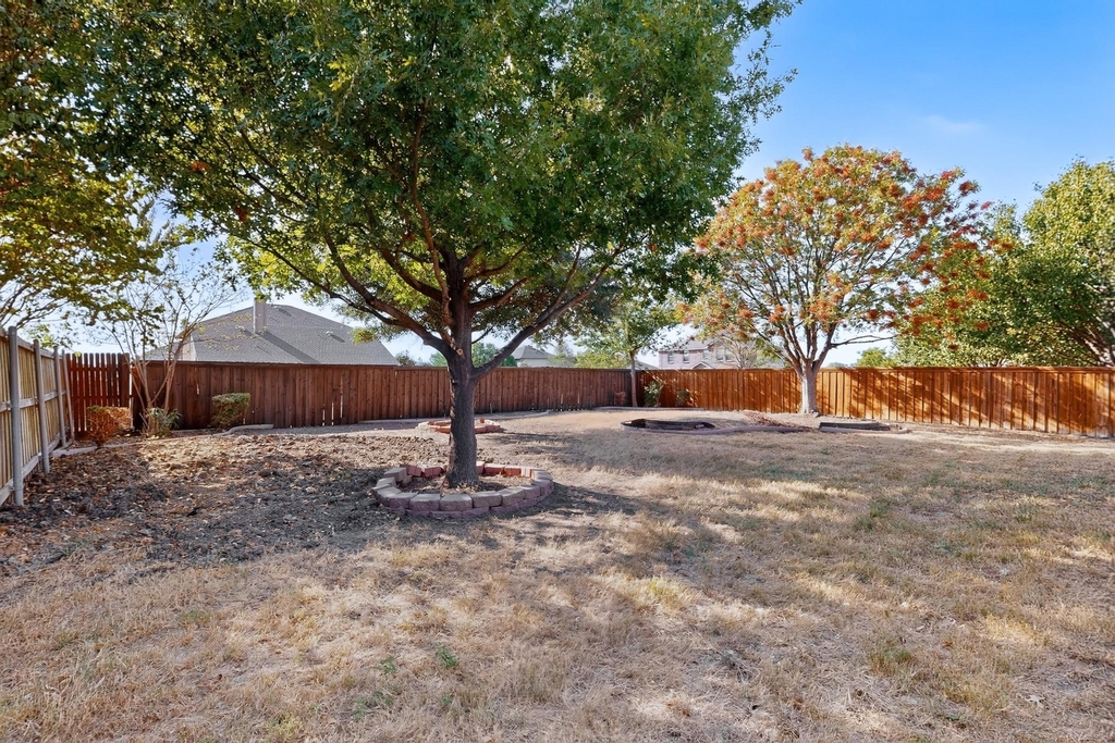 717 Gallant Court - Photo 31