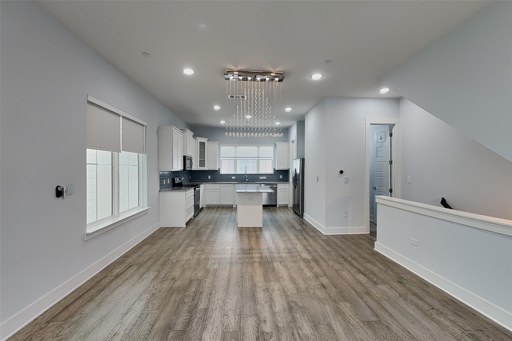 217 S Village Way - Photo 6