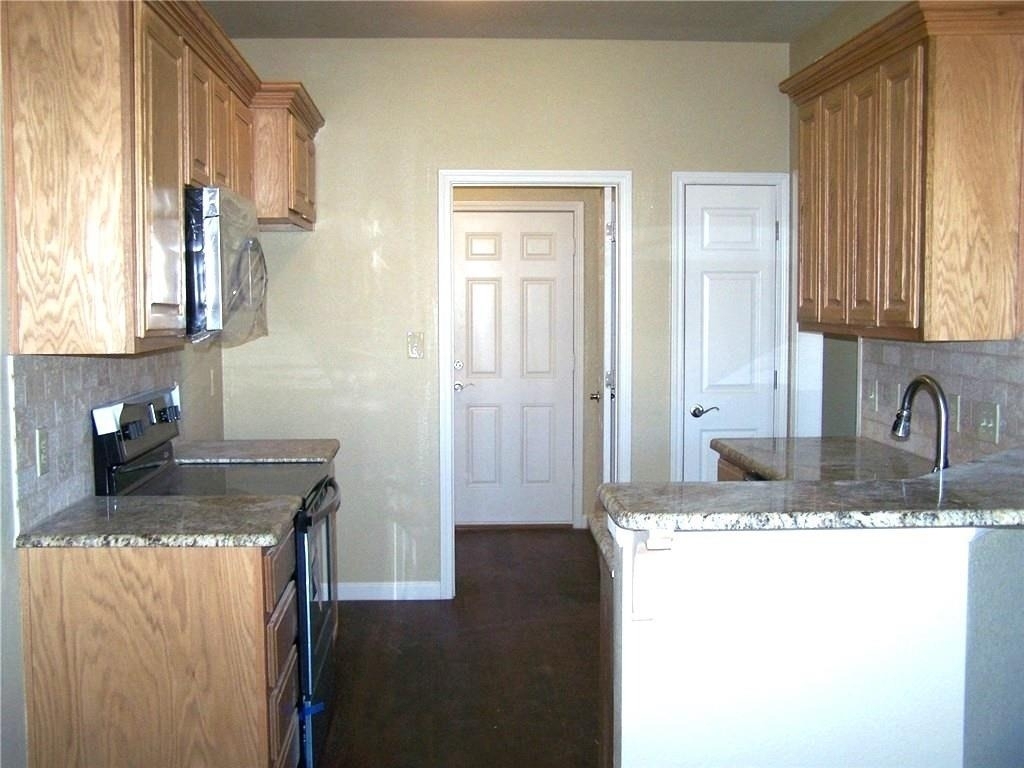 700 E Bullock Street - Photo 7