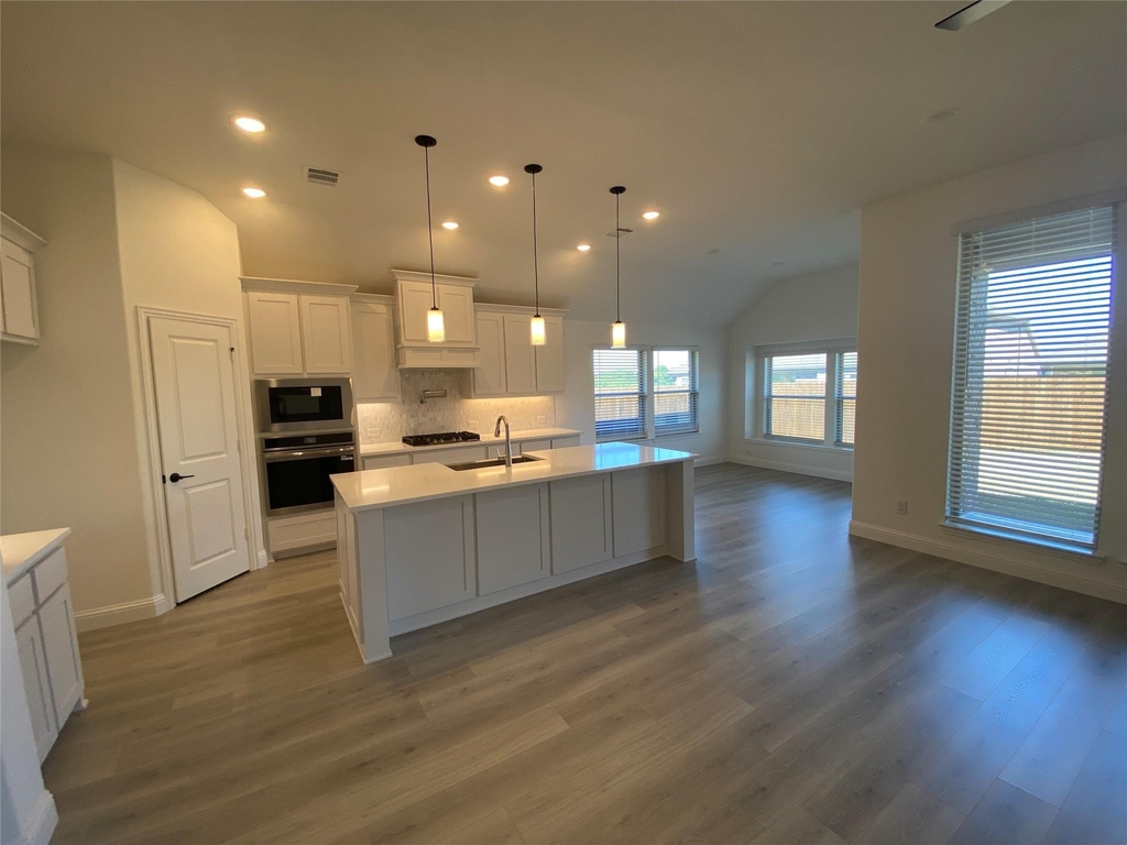 2012 Hickory Chase Lane - Photo 2
