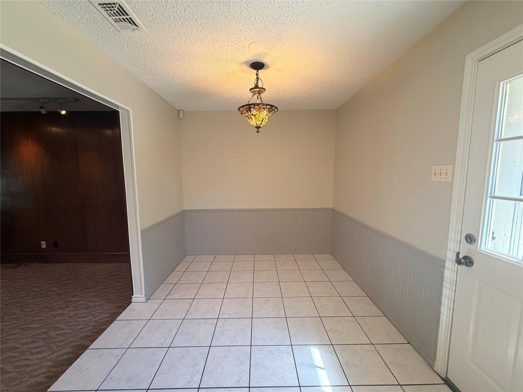 1620 Lexington Place - Photo 6