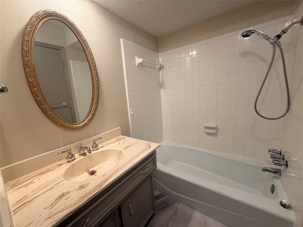 1620 Lexington Place - Photo 7