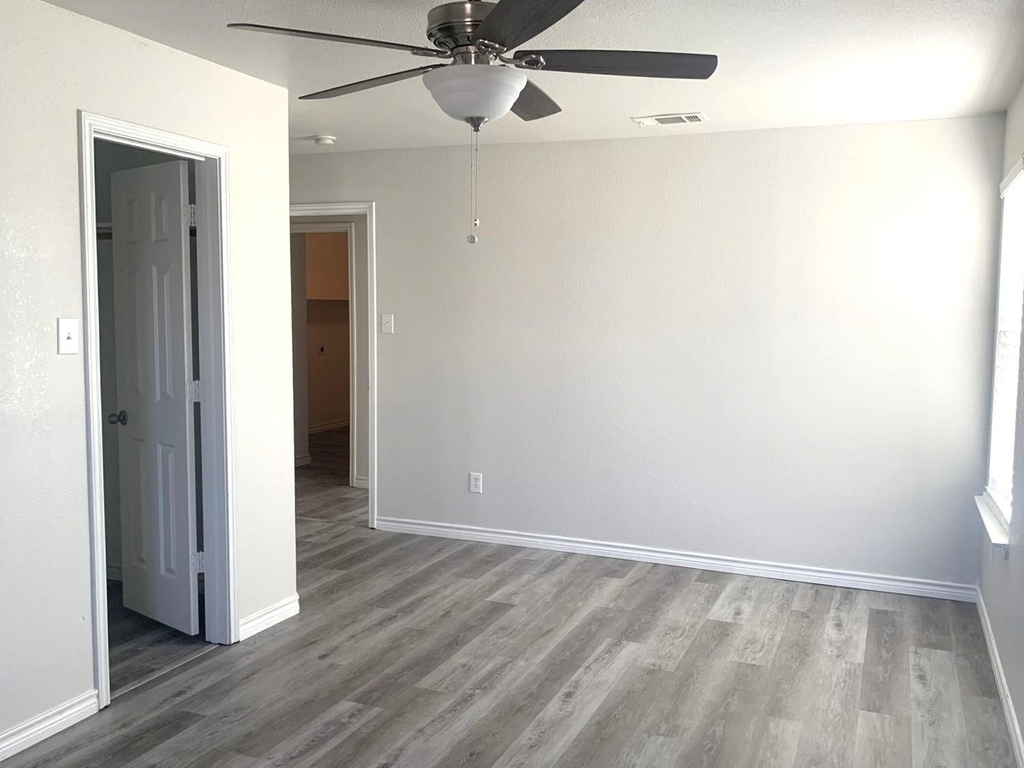 2011 Limestone Drive - Photo 10