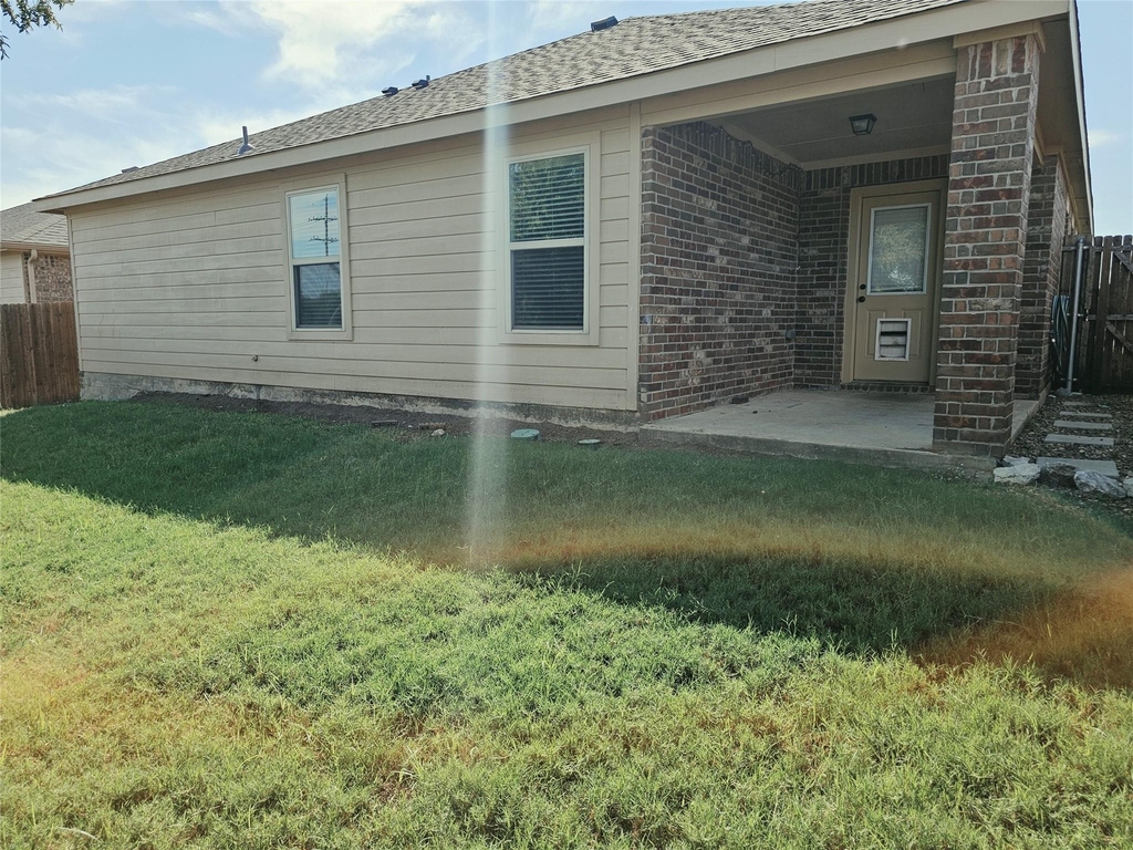 1412 Meadow Creek Drive - Photo 20