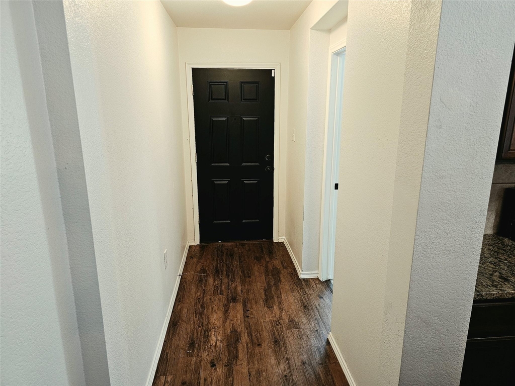 1412 Meadow Creek Drive - Photo 3