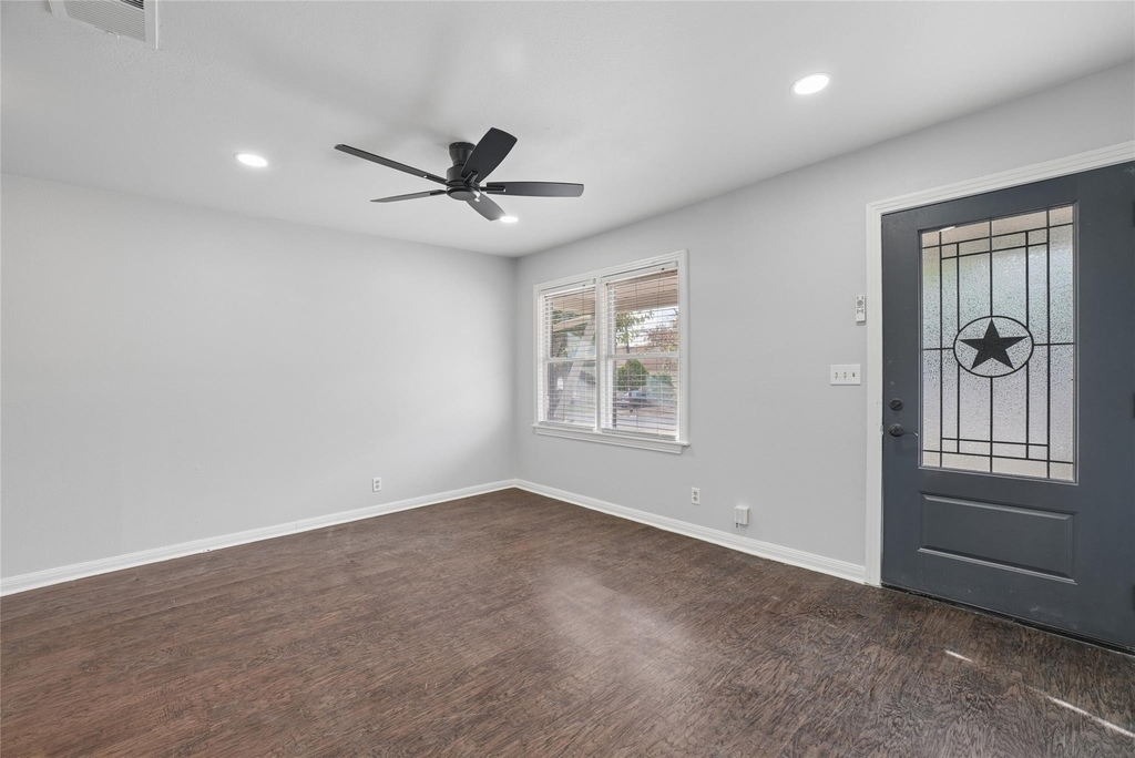2333 Bird Street - Photo 8