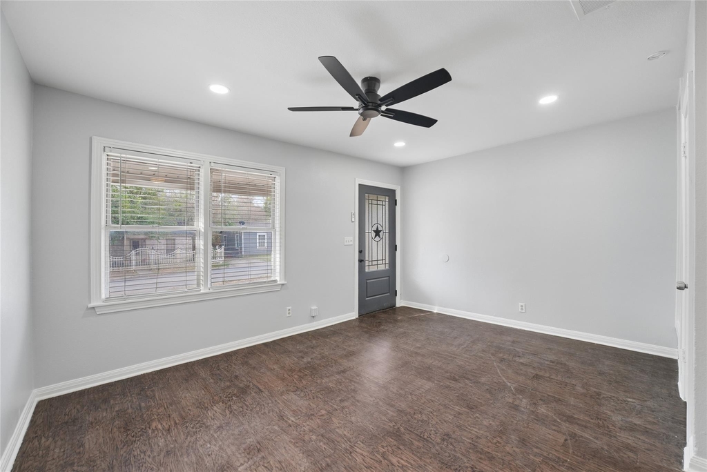 2333 Bird Street - Photo 13