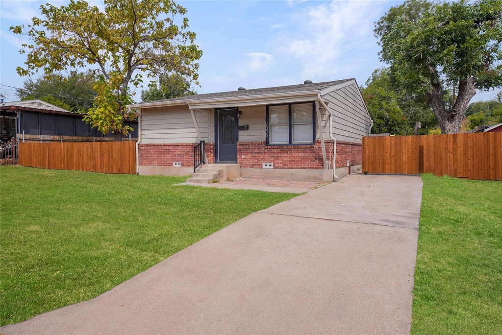2333 Bird Street - Photo 2