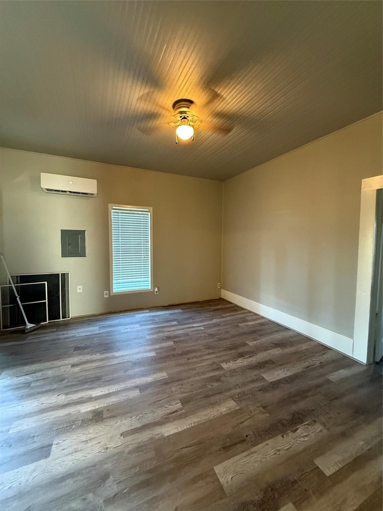 4529 Fm 1195 - Photo 14