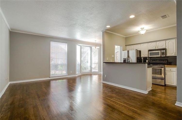 6318 Richmond Avenue - Photo 7