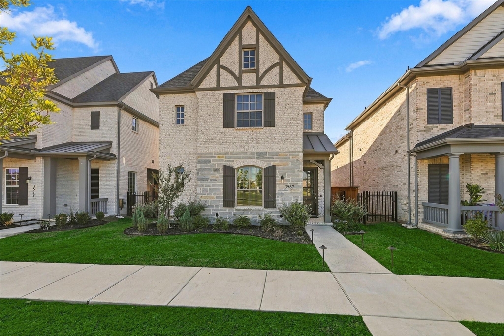 3567 Honeycutt Drive - Photo 1