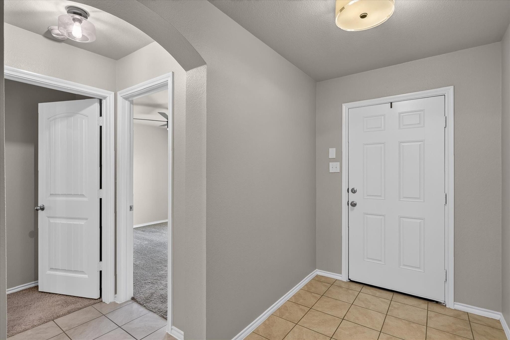 1049 Sewell Drive - Photo 1