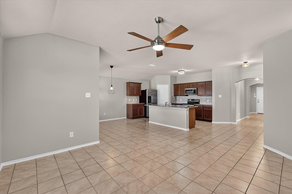 1049 Sewell Drive - Photo 7