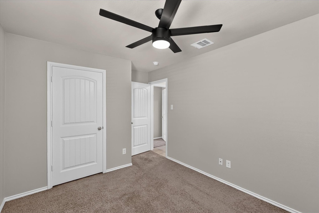 1049 Sewell Drive - Photo 14