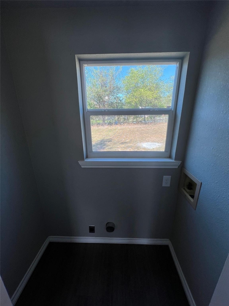 506 W Ball Street - Photo 6