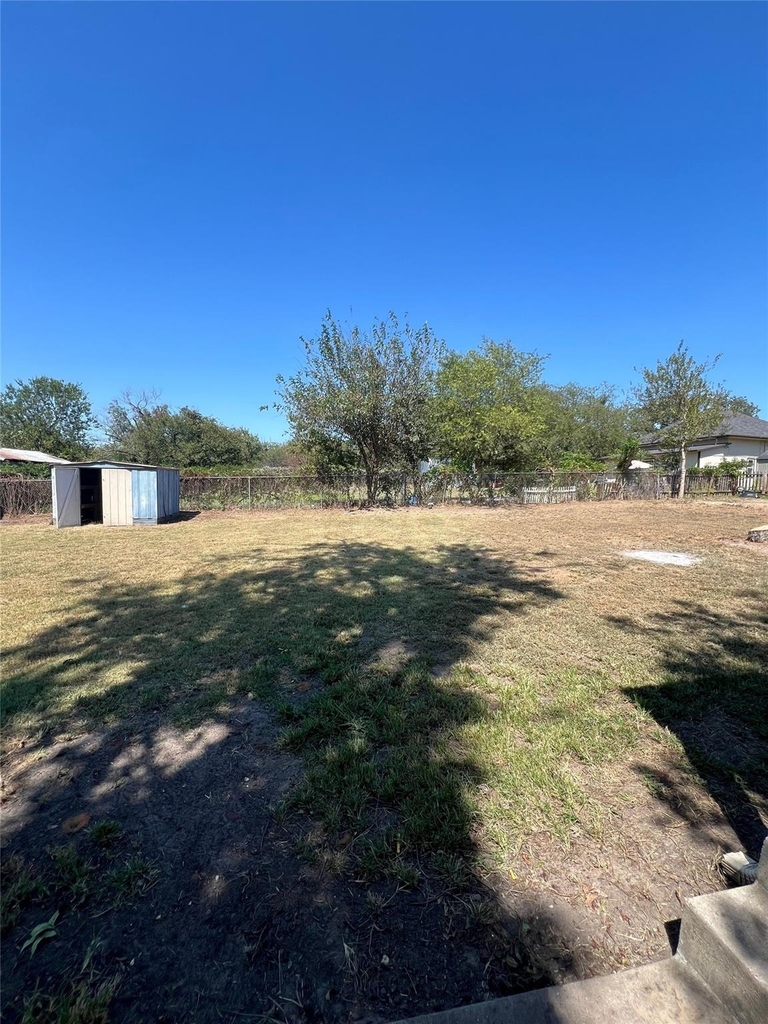506 W Ball Street - Photo 10