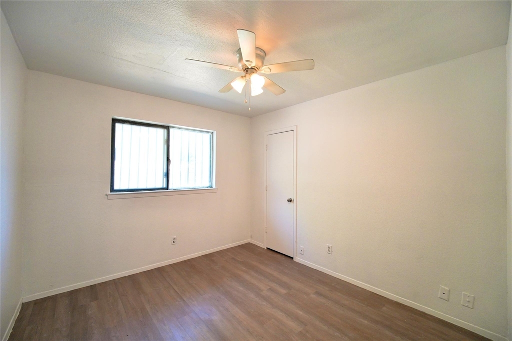 1035 Timberview Drive - Photo 8