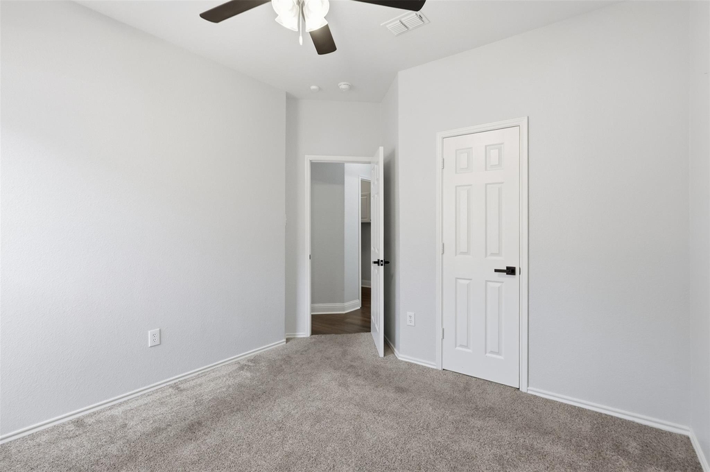 315 Londonderry Lane - Photo 26