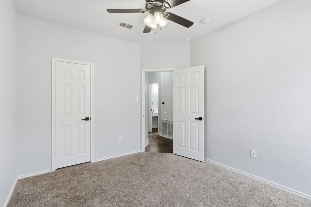 315 Londonderry Lane - Photo 28