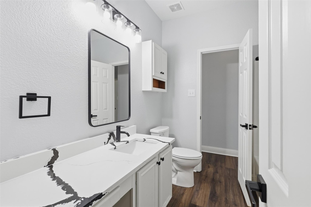 315 Londonderry Lane - Photo 24