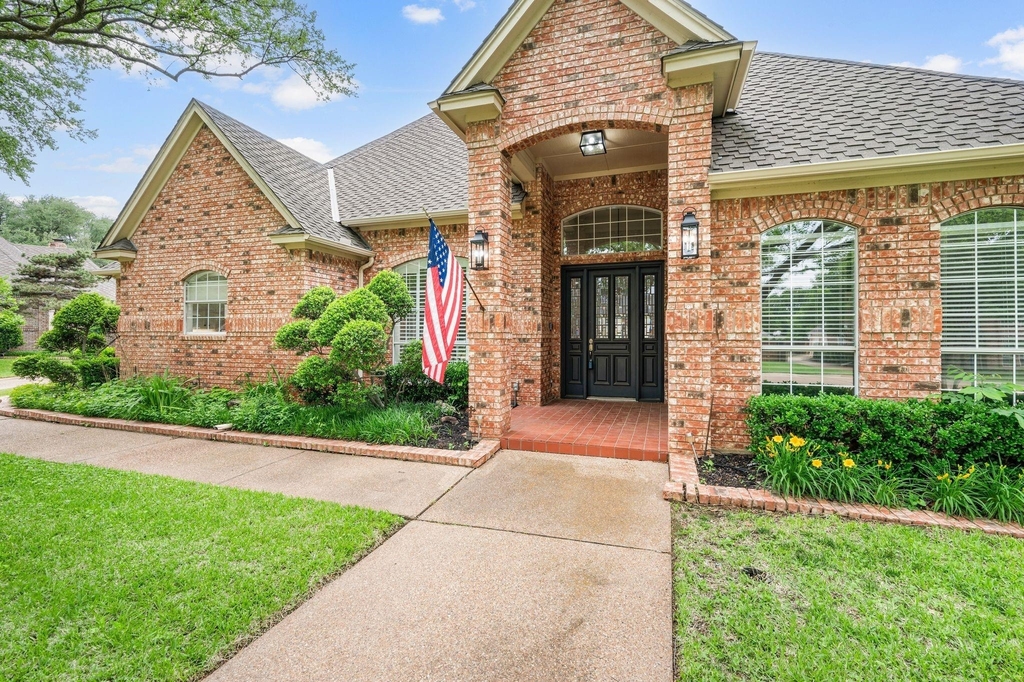 5302 Maple Lane - Photo 3