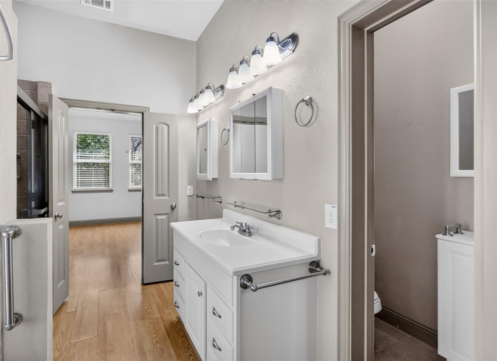 204 Saxon Street - Photo 20