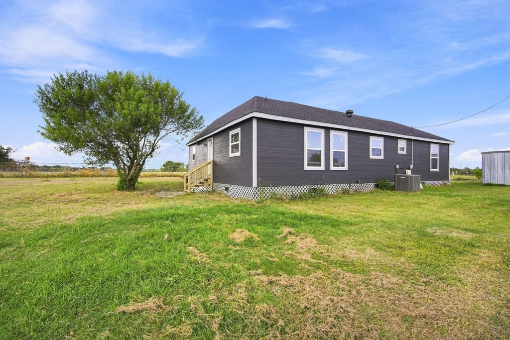 6575 W State Highway 31 - Photo 26