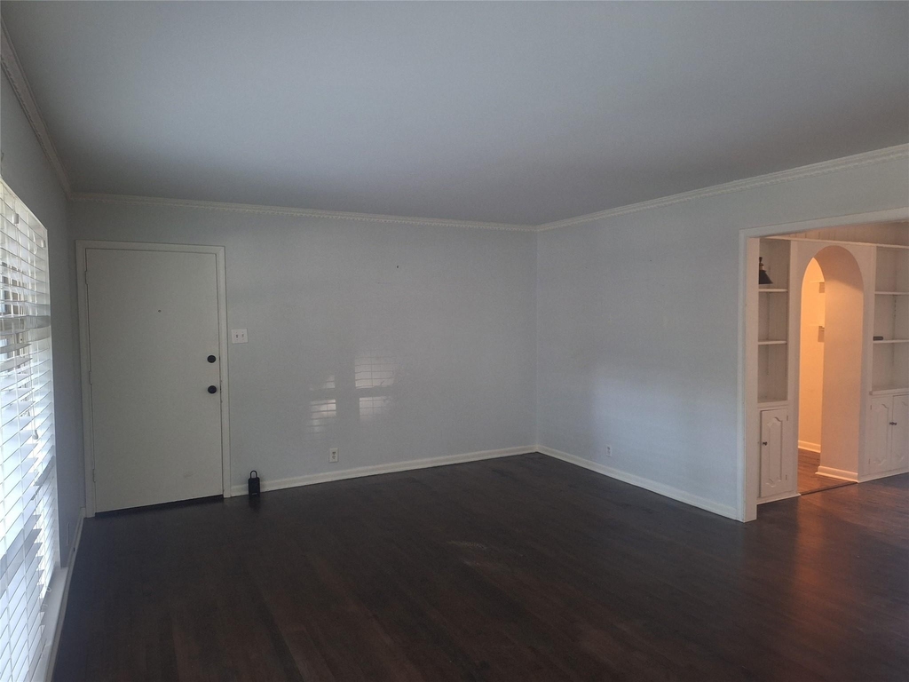 6131 Bandera Avenue - Photo 8
