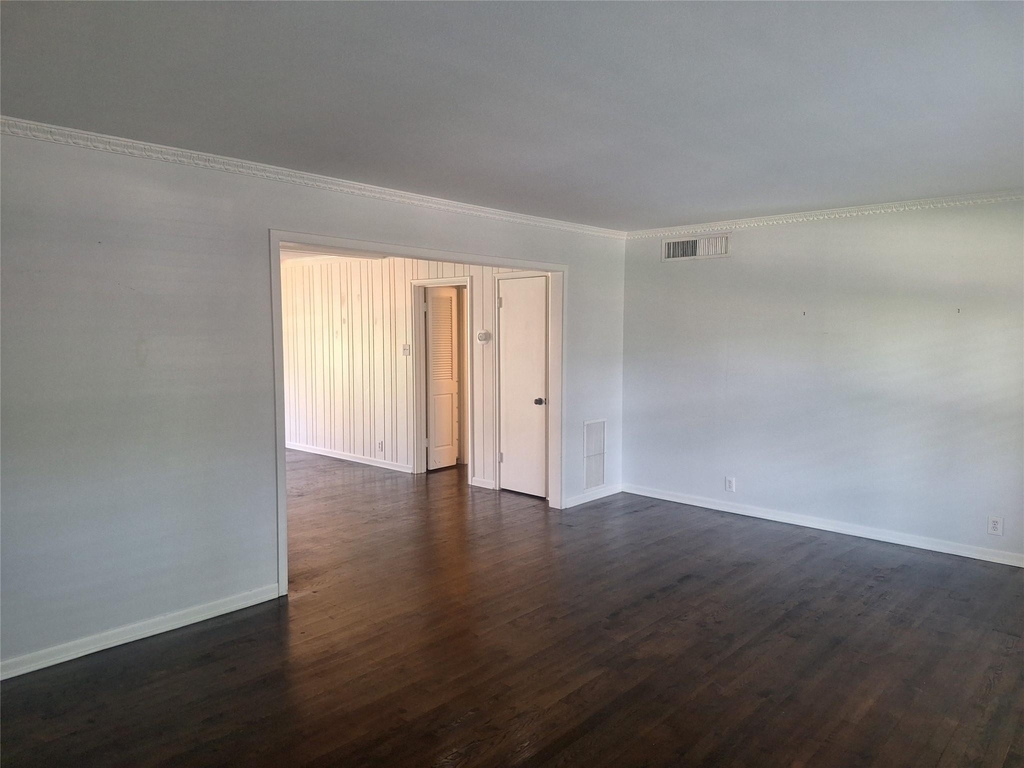 6131 Bandera Avenue - Photo 6