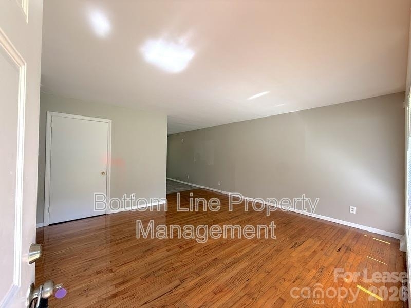 561 Blendwood Drive - Photo 1