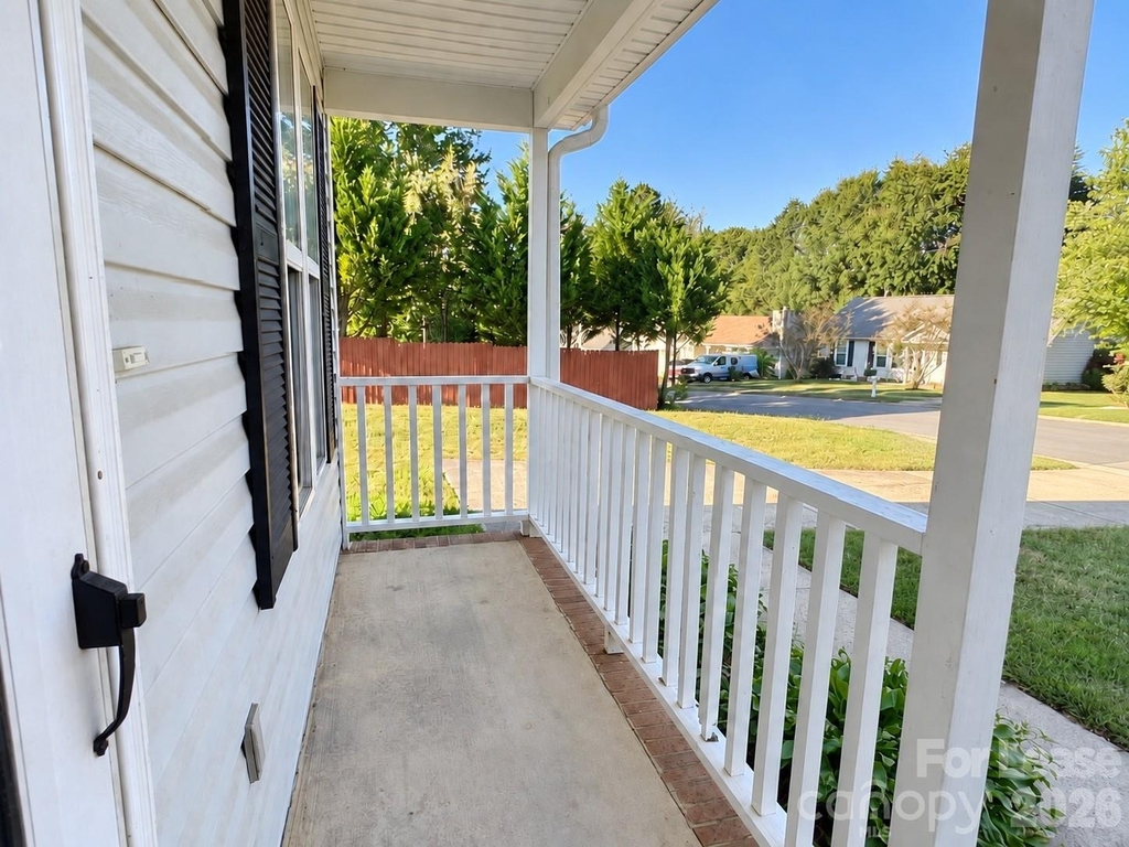 1302 Eagles Landing Drive - Photo 17