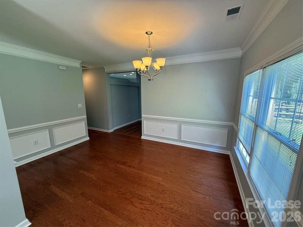 8821 Oakham Street - Photo 19