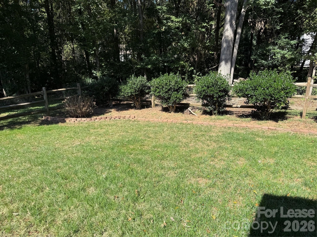 8821 Oakham Street - Photo 23
